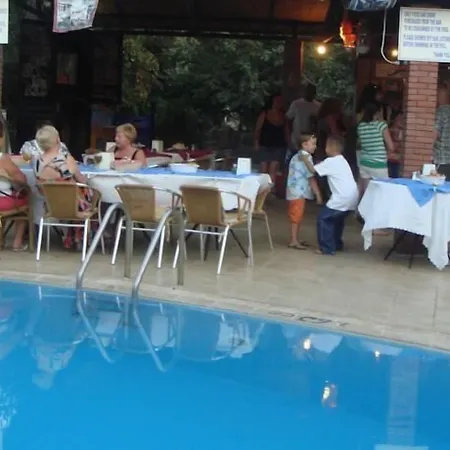 Hotel de apartamente Cennet Bitez