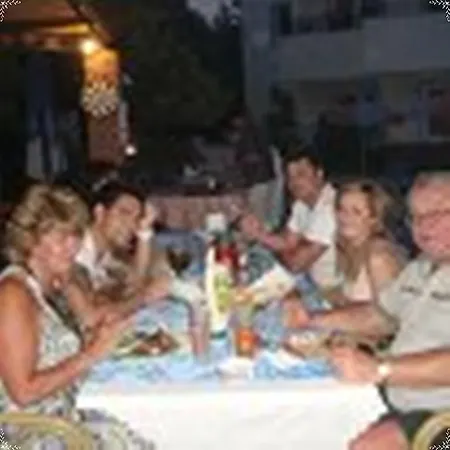 Hotel de apartamente Cennet