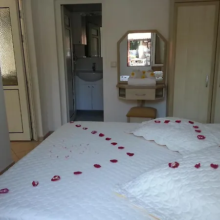 Cennet Aparthotel 2*