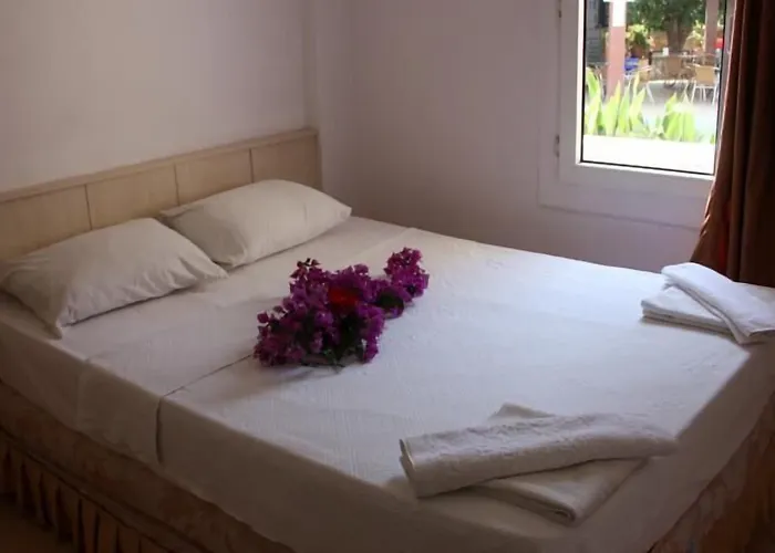 Cennet Aparthotel Bitez